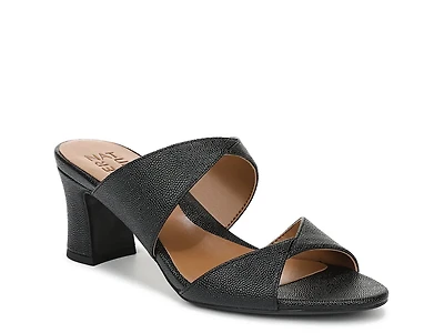 Nessa Sandal