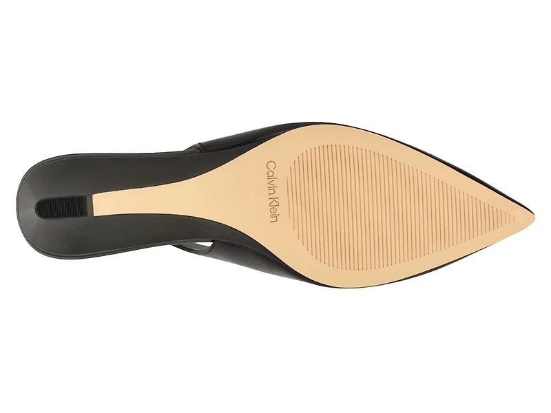Mavalyn Wedge Pump