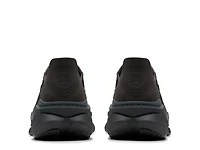 Clarks Pace Sneaker
