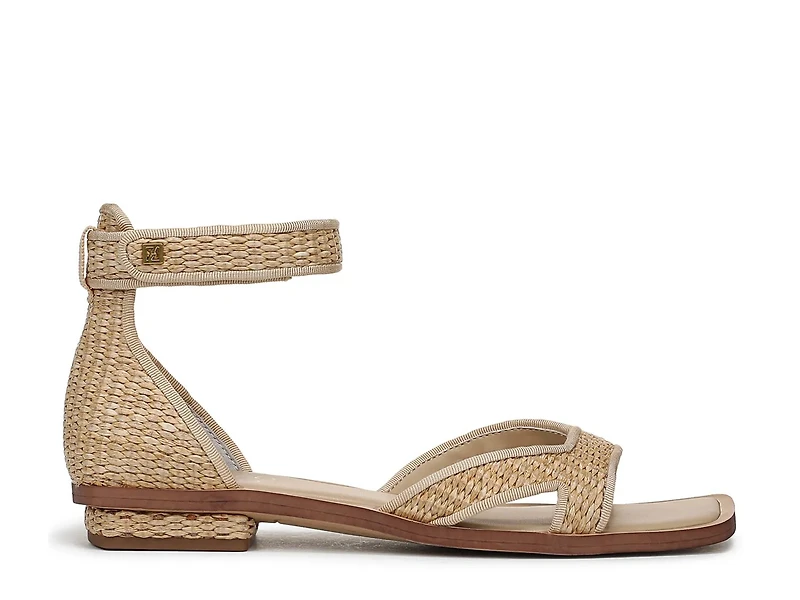 Elisa Sandal