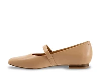 Hazel Mary Jane Flat