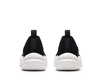 Solevana Knit Slip-On Sneaker