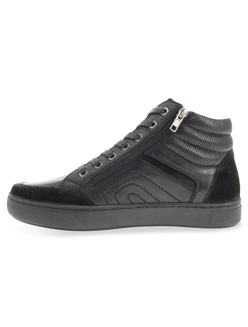 Kenton Hi-Top Sneakers