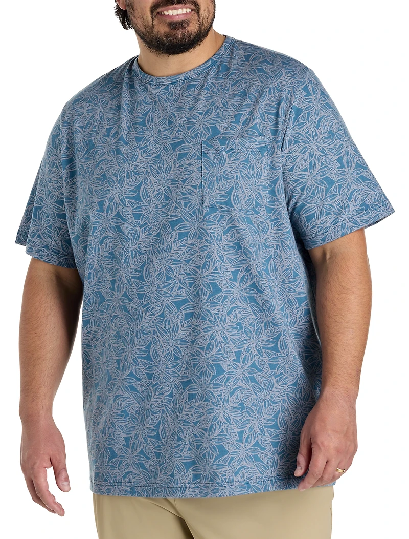 Floral Print Moisture-Wicking Pocket T-Shirt