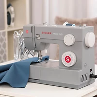 Heavy Duty Sewing Machine