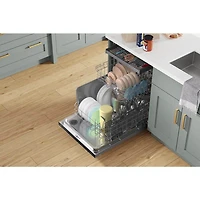 47 dBA Stainless Large Capacity Dishwasher with 3rd Rack