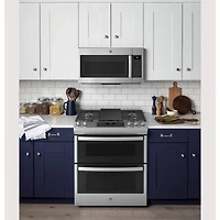 6.7 Cu. Ft. Stainless Slide-In Front Control Gas Double Oven Range
