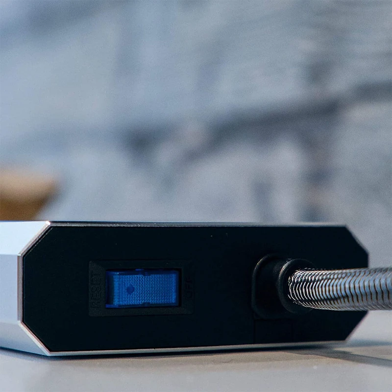 VII Series Power -Outlet w/ Omniport USB & 45W PD