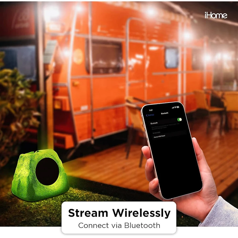 Rechargeable Bluetooth Outdoor Solar Rock LED Speakers Pair with Multilink