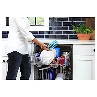 60 dBA Stainless Front Control Dishwasher