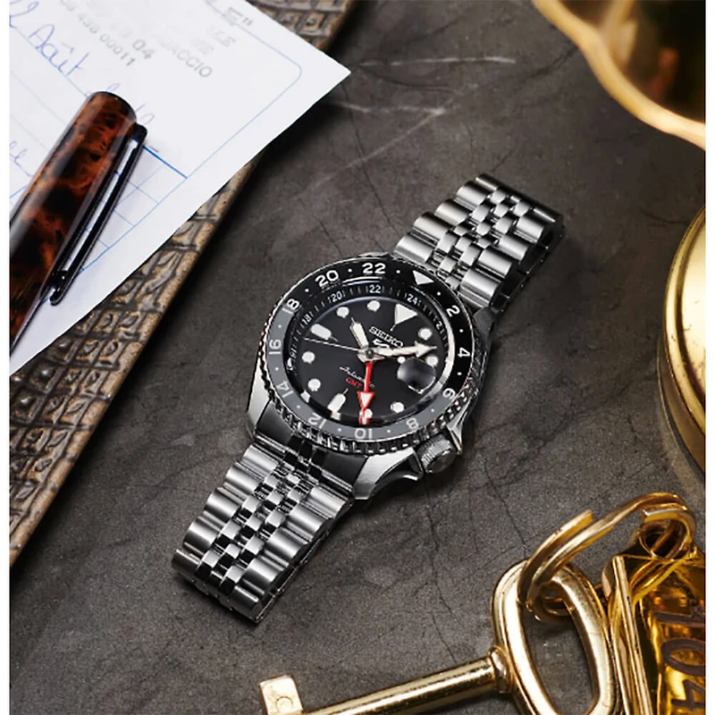 5 Mens SKX GMT Series Sports Watch