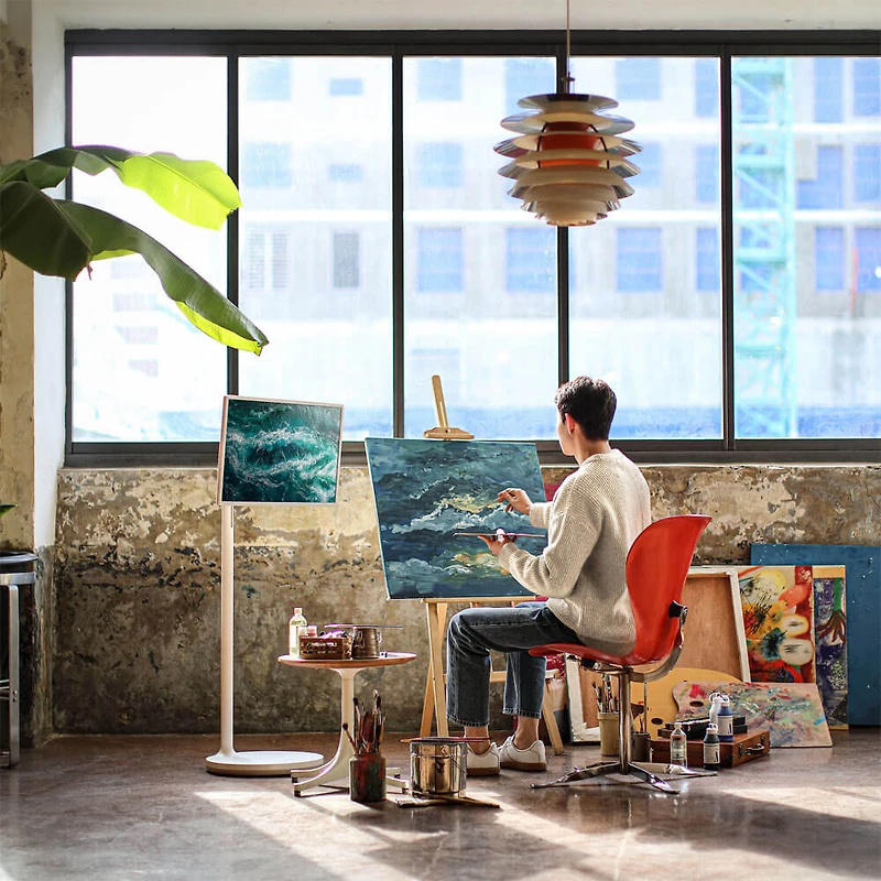 27 inch StanbyME LED Full HD Touch Screen Smart TV