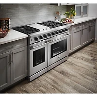 6.8 Cu. Ft. Stainless Steel Freestanding Double Oven Gas Range