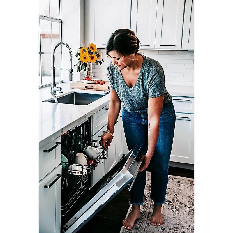 52 dBa Stainless Steel Top Control Dishwasher