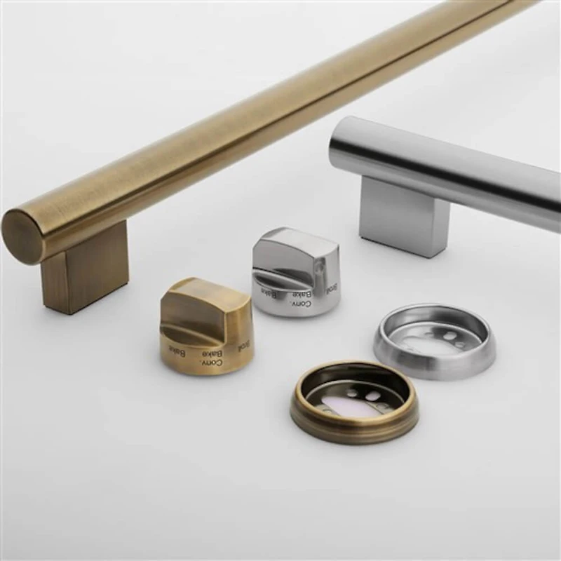 5.0 Cu. Ft. Leonardo Black Slide-In Gas Convection Range