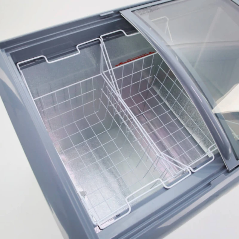 9.5 Cu. Ft. White Commercial Chest Freezer