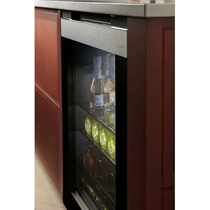 126 Can Platinum Glass Built-In Beverage Center