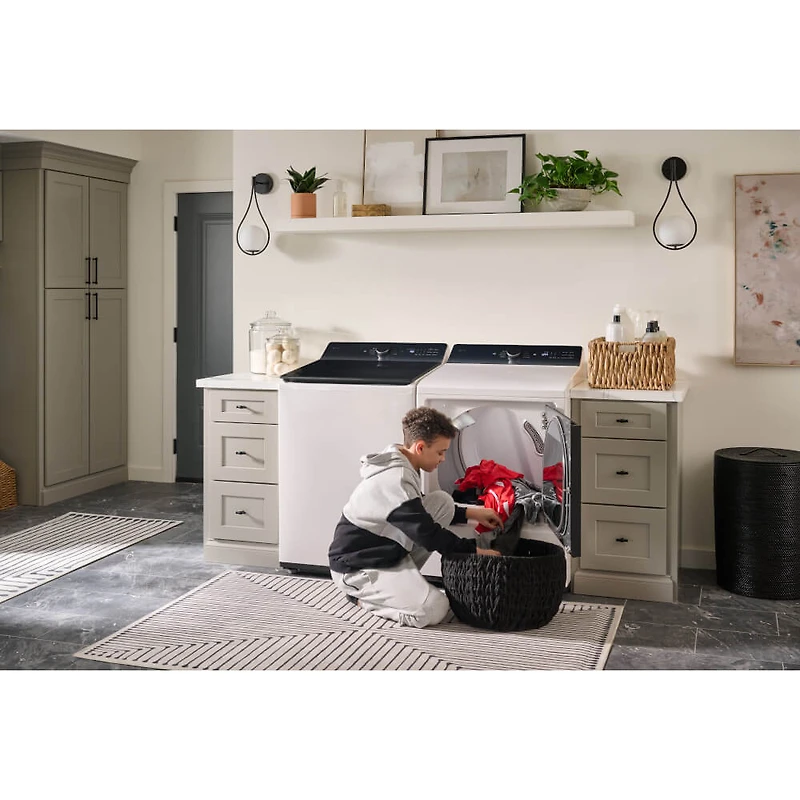 5.5 Cu. Ft. White Top Load High Efficiency Smart Washer with EasyUnload