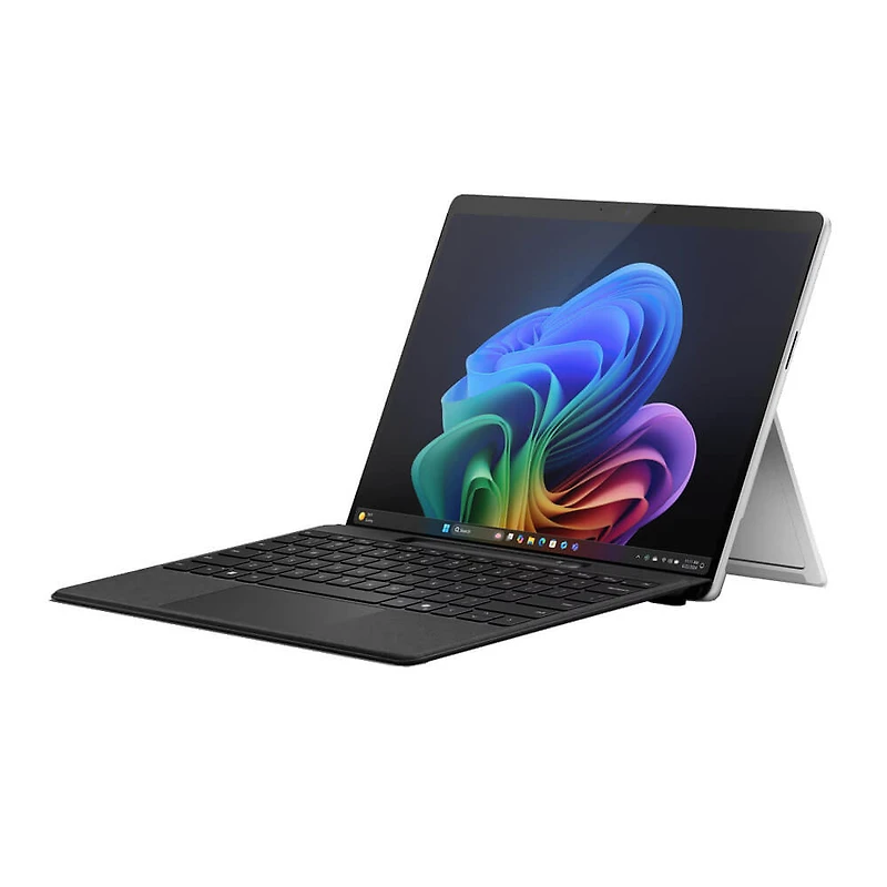  Surface Pro Copilot+ PC 13 inch, Snapdragon X Plus, 16GB RAM, 256GB SSD, Device Only (11th Edition), Black - OPEN BOX