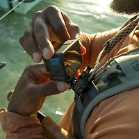 Black Magnetic Latch Mount