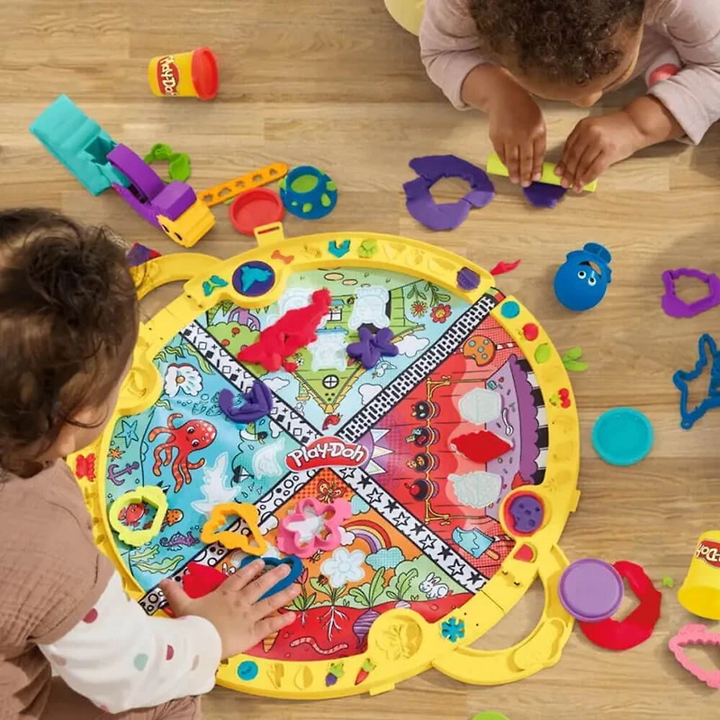 Play-Doh Fold and Go Playmat Starter Set