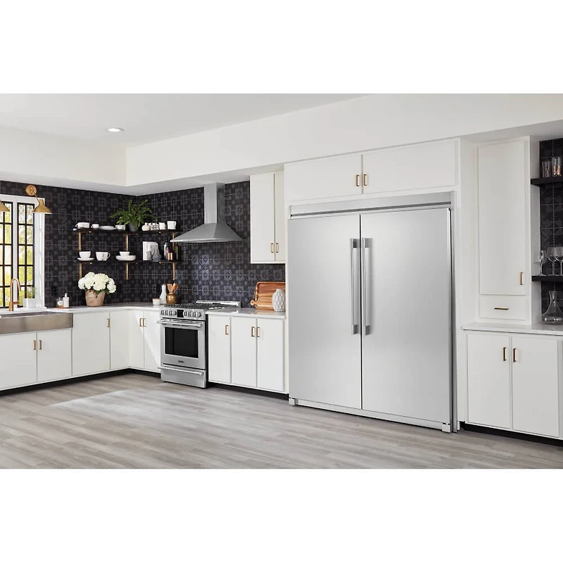 19 Cu. Ft. Stainless Single-Door Freezer