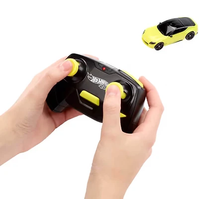 Hot Wheels 1:64 Scale Nissan Z Battery-Powered RC Car - Yellow