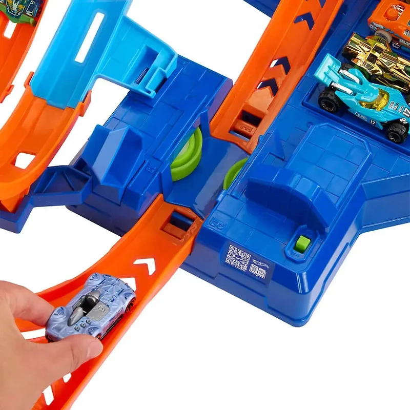 Hot Wheels Action 4-Loop Crash Out Track Set