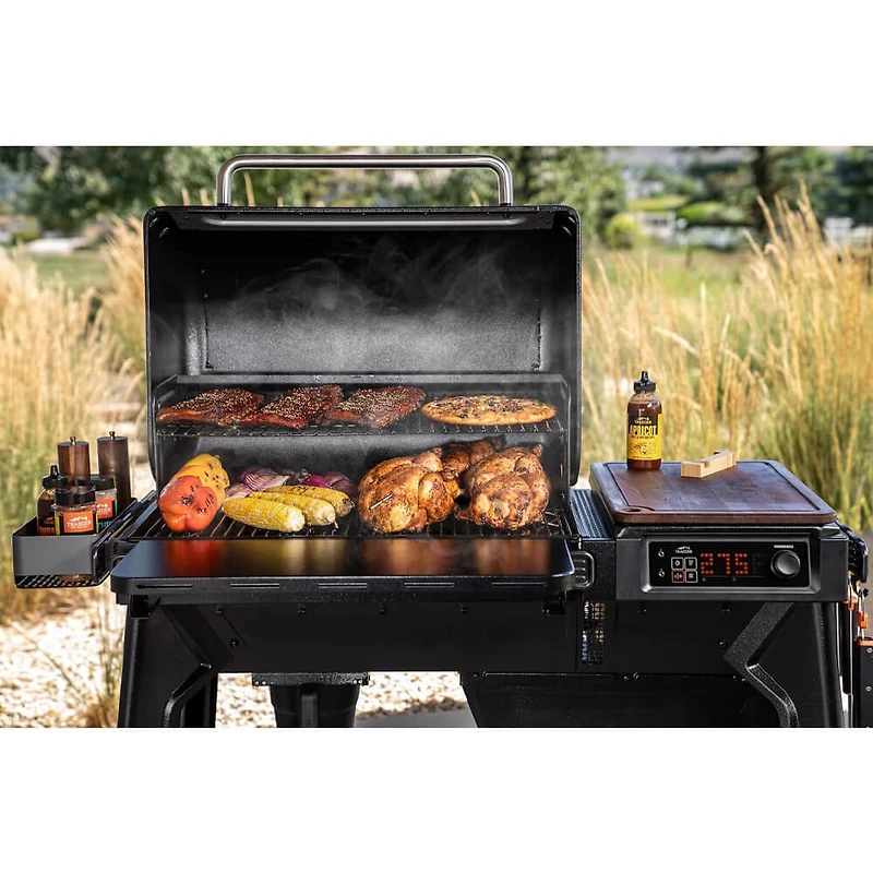 Woodridge Black Wood Pellet Grill