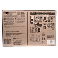 1968 Dodge Coronet Hardtop w/ Trailer - 1:25 Scale Model Kit