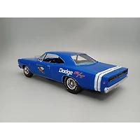 1968 Dodge Coronet Hardtop w/ Trailer - 1:25 Scale Model Kit