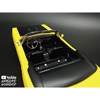 1968 Dodge Coronet Convertible w/ Trailer 1:25 Scale Model Kit