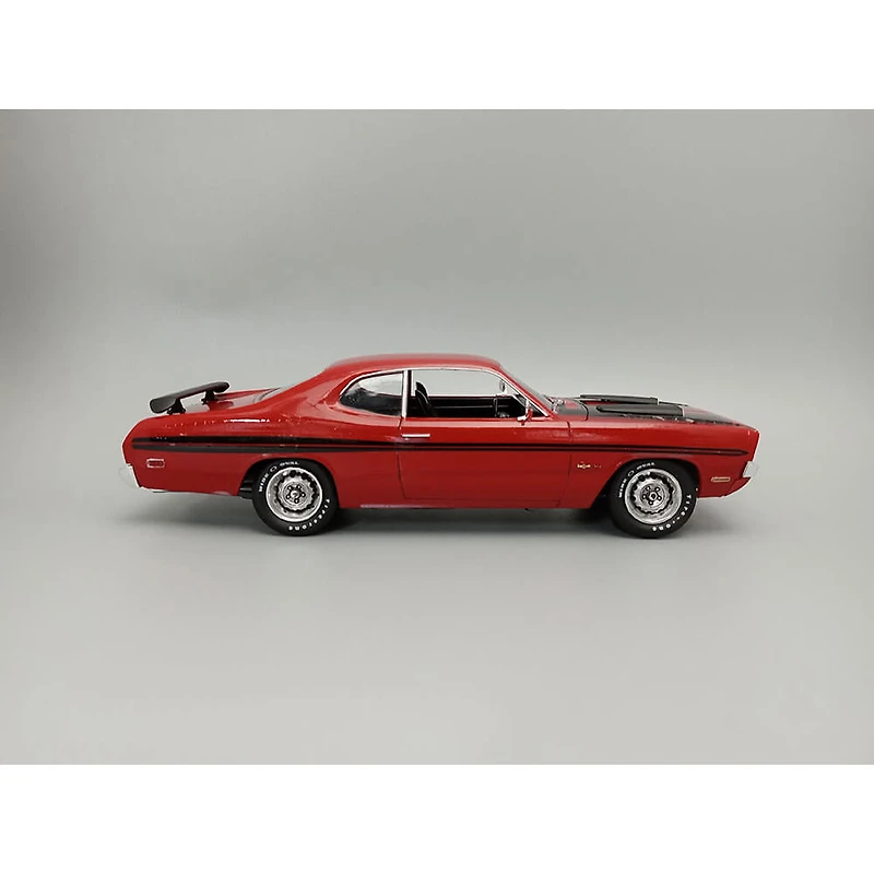1971 Dodge Demon - 1:25 Scale Model Kit