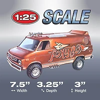 1975 Chevy Van inchFoxy Box inch 1:25 Scale Model Kit