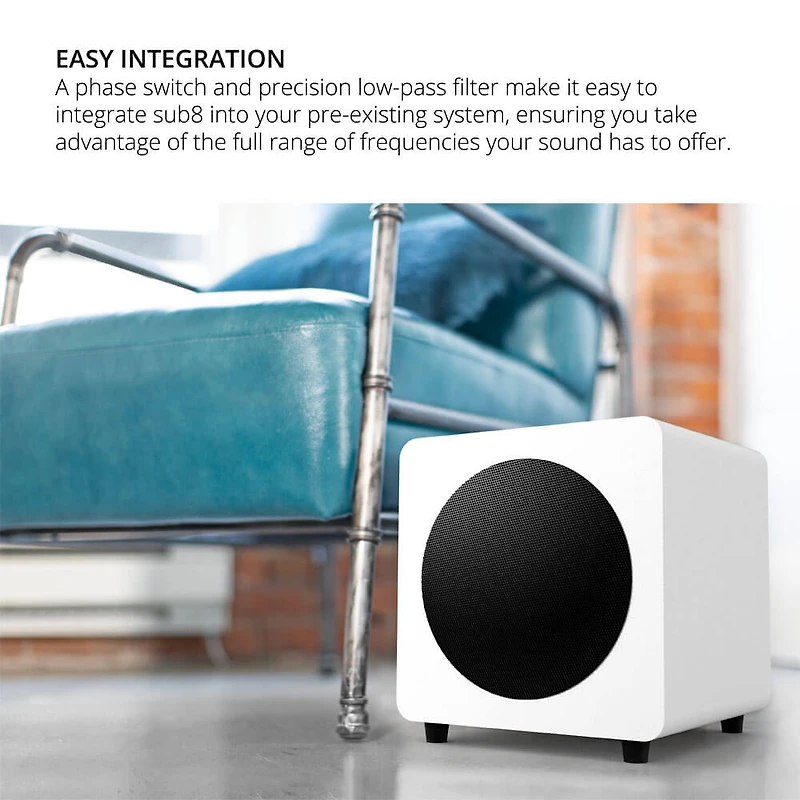 8 inch Sealed Powered Subwoofer - Black