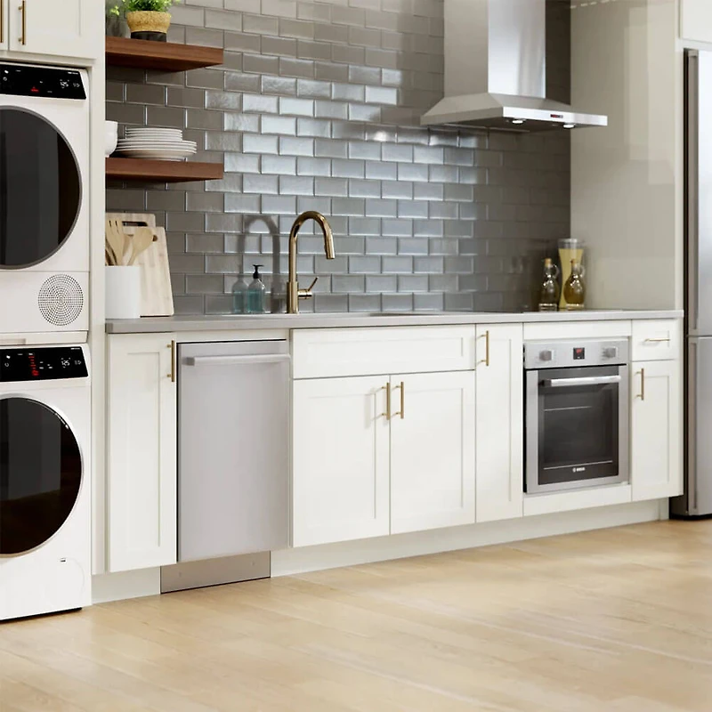 44 dBA 800 Series Stainless Top Control Smart Dishwasher