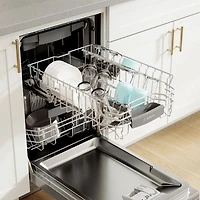 44 dBA 800 Series Stainless Top Control Smart Dishwasher