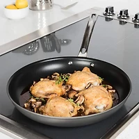 2-Piece Hard Anodized Nonstick Fry Pan Set - Black