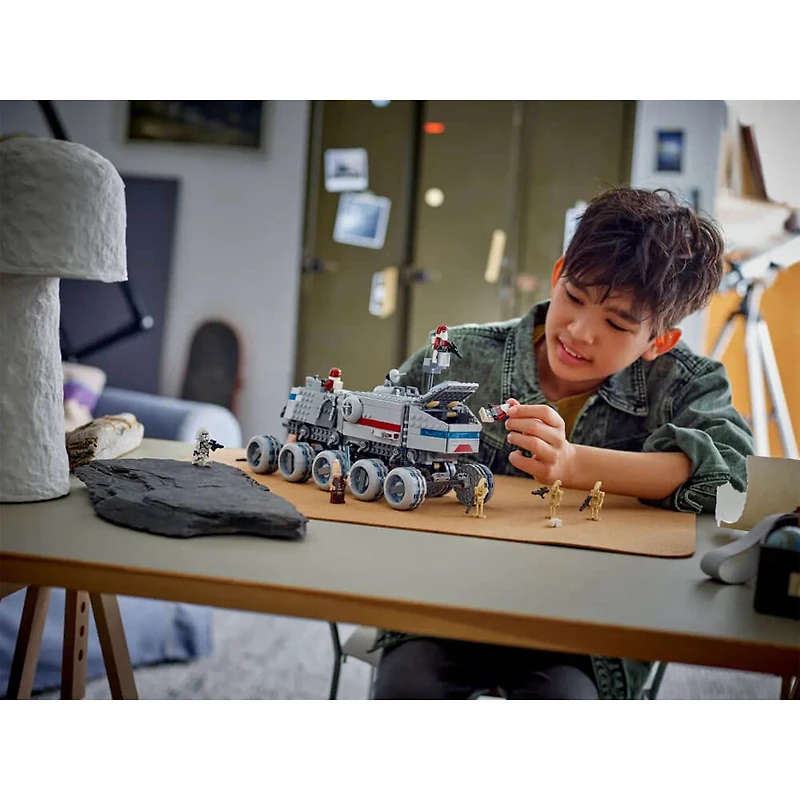 Star Wars: The Clone Wars Republic Juggernaut