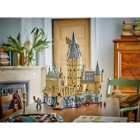 Harry Potter Hogwarts Castle: The Main Tower