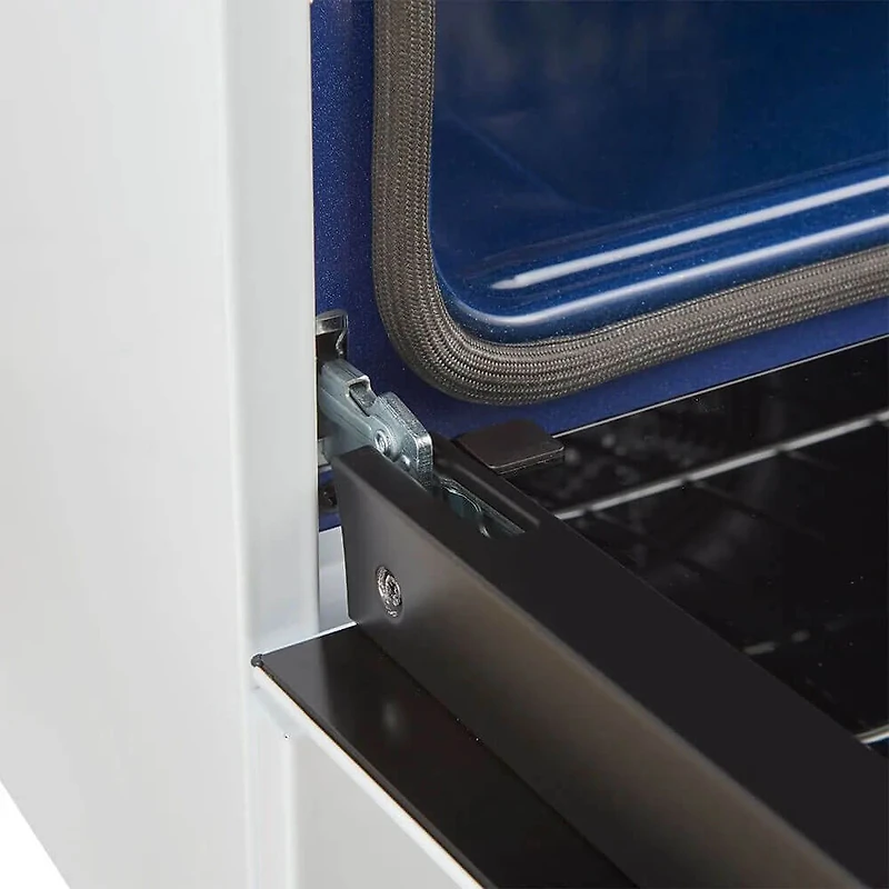 5 Cu. Ft. White Slide-In Induction Convection Range