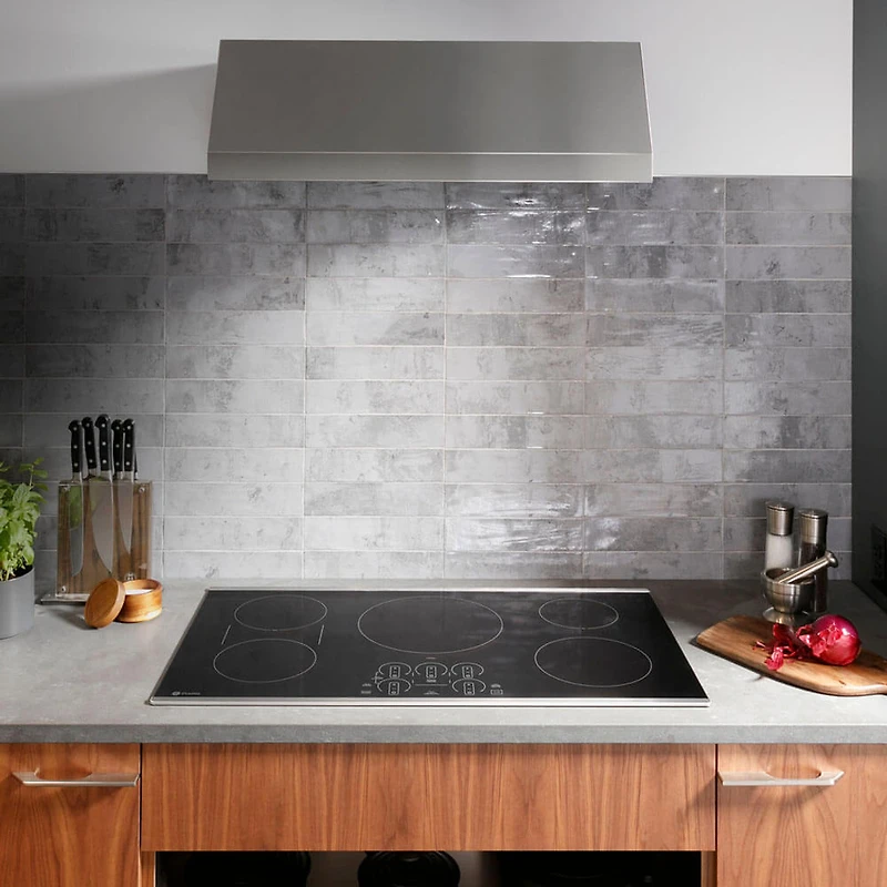 36 inch 5 Burner Black Built-In Touch Control Induction Smart Cooktop