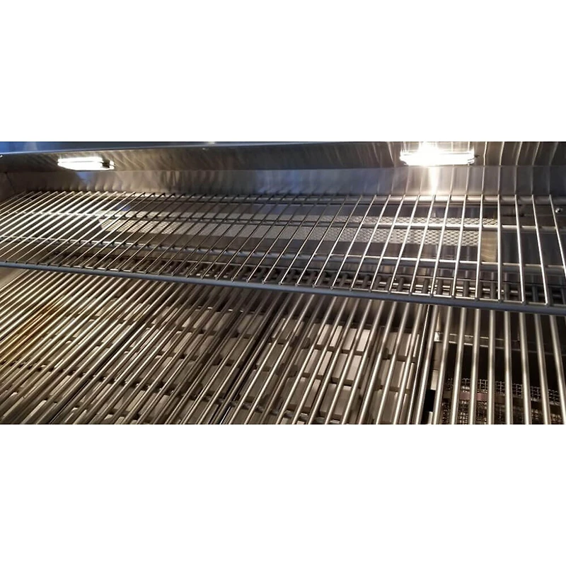 Pro-Grade Stainless 3 Burner Built-In Natural Gas Grill with Rotisserie Burner