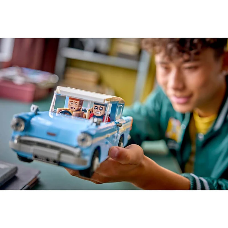 Harry Potter Enchanted Flying Ford Anglia 