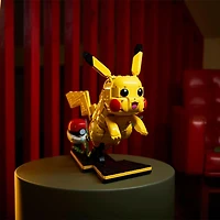Pokemon Pikachu and Poke Ball Set