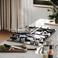 30 inch 4 Burner Stainless and Black Porcelain Gas Cooktop