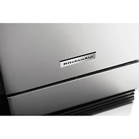 18 inch Automatic Ice Maker with PrintShield™ Finish