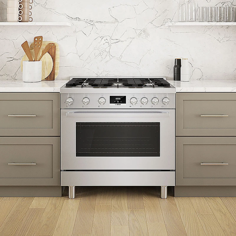 3.5 Cu. Ft. Stainless Freestanding Gas Convection Range