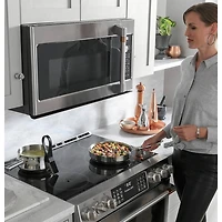 30 inch Stainless Smart Induction and Convection Range with In-Oven Camera