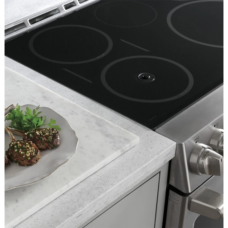 30 inch Stainless Smart Induction and Convection Range with In-Oven Camera